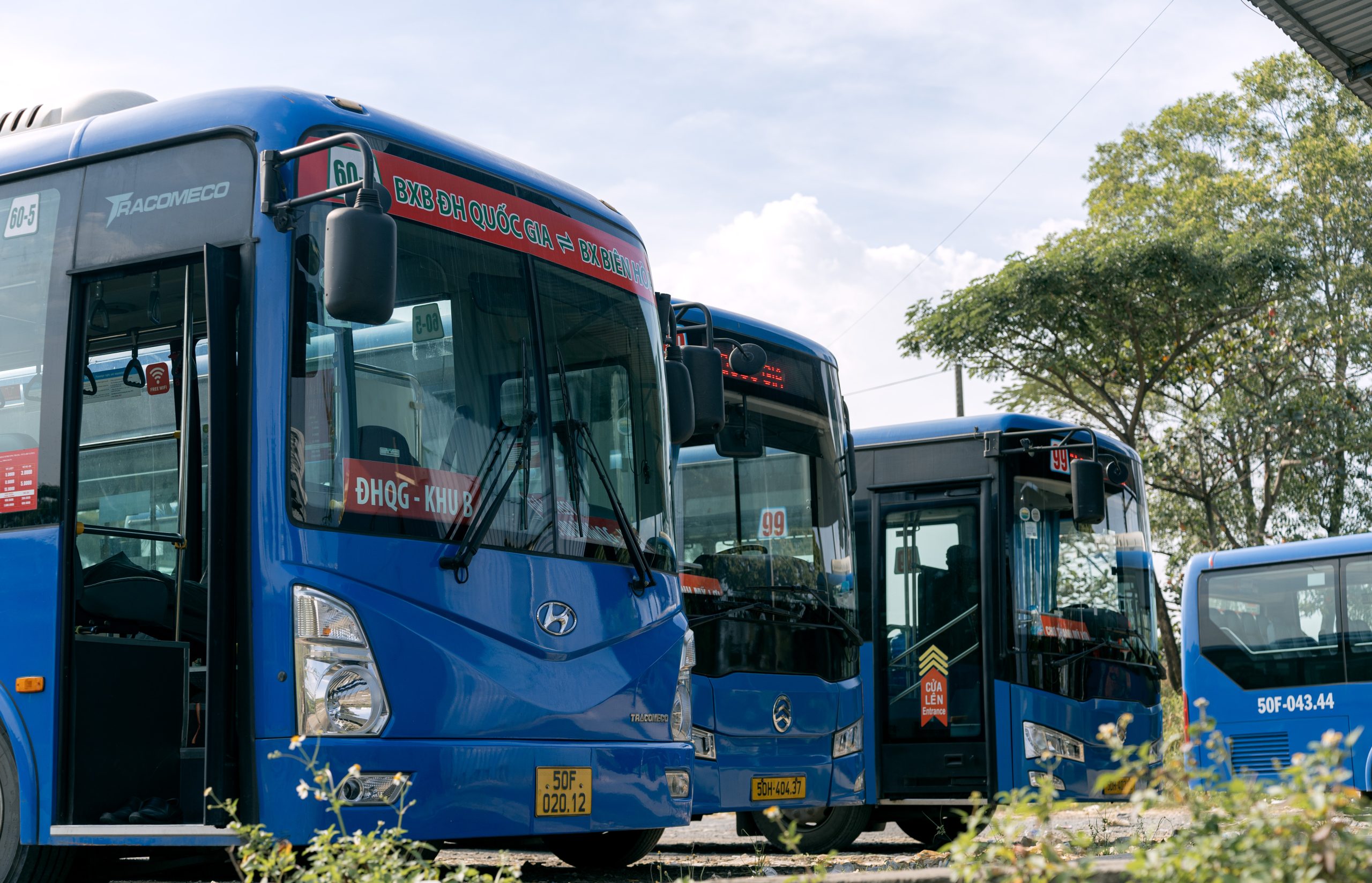 Ảnh hiện trạng bến xe buýt khu B